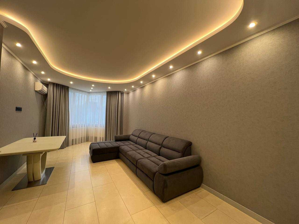 Аренда 3к116м2 Саперно-Слободская 22 Голосеевский р-н Демеевка Киев - изображение 2