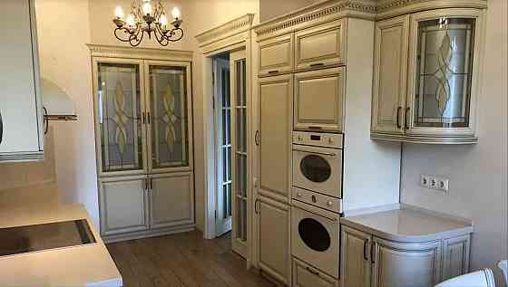 Центр. Дворівнева. Бесарабка. Хрещатик. 4-кім.  265 метрів. Киев