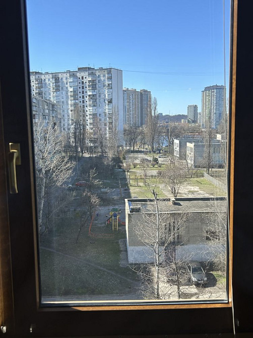 Оренда 3-к на Березняках, Березняківська 24 Киев - изображение 1