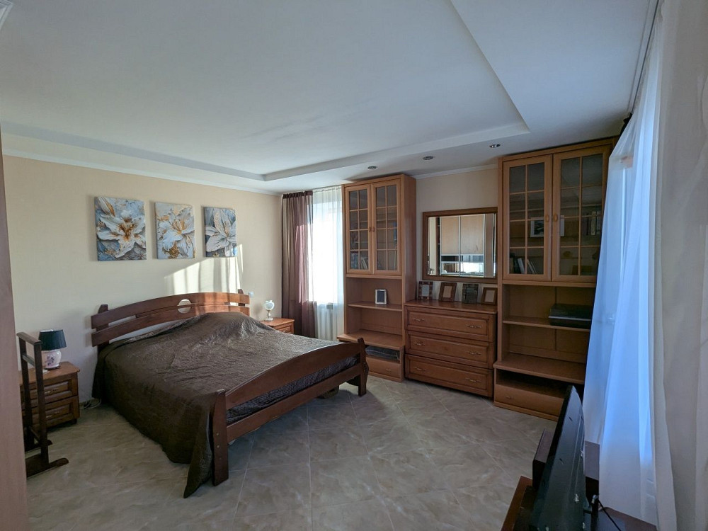 2-кімнатна квартира в тихому Центрі міста Черкаси - зображення 1