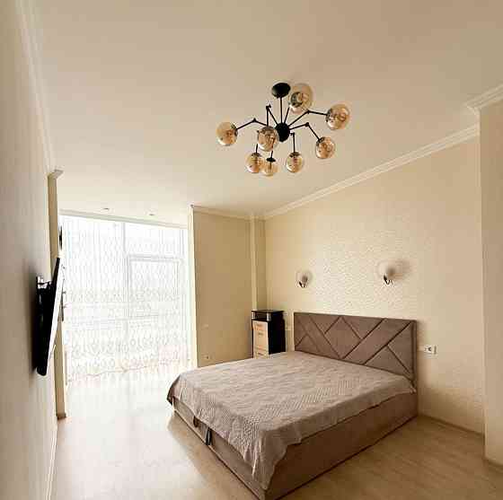 Сдам 1 к кв 12 Жемчужина  на Малиновского 18б/ Люст дор/ Парк Горького Одесса