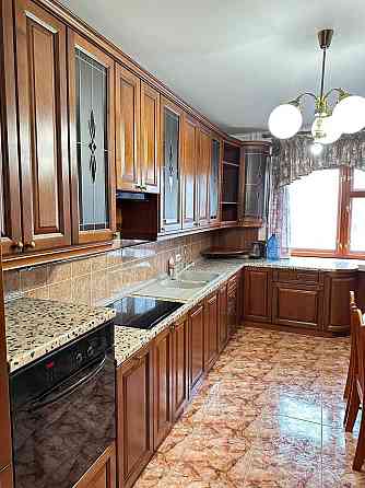 оренда три кімнати 97м 6-й поверх метро Позняки Харківська Киев