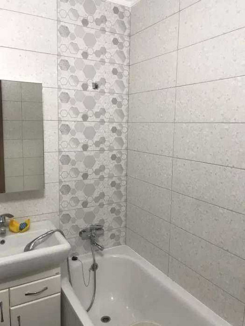 Оренда 1-кім квартири біля метро "Харківська" Киев - изображение 4