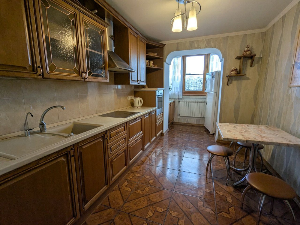 3-кімн. квартира, бул. Шевченка, 352 Черкаси - зображення 1