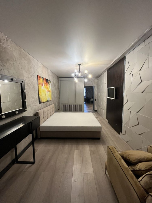 Оренда затишної двокімнатної квартири з дизайнерським ремонтом Житомир - изображение 3