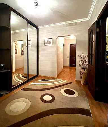 Здам 3к на 2 спальні Харьківське шосе Киев