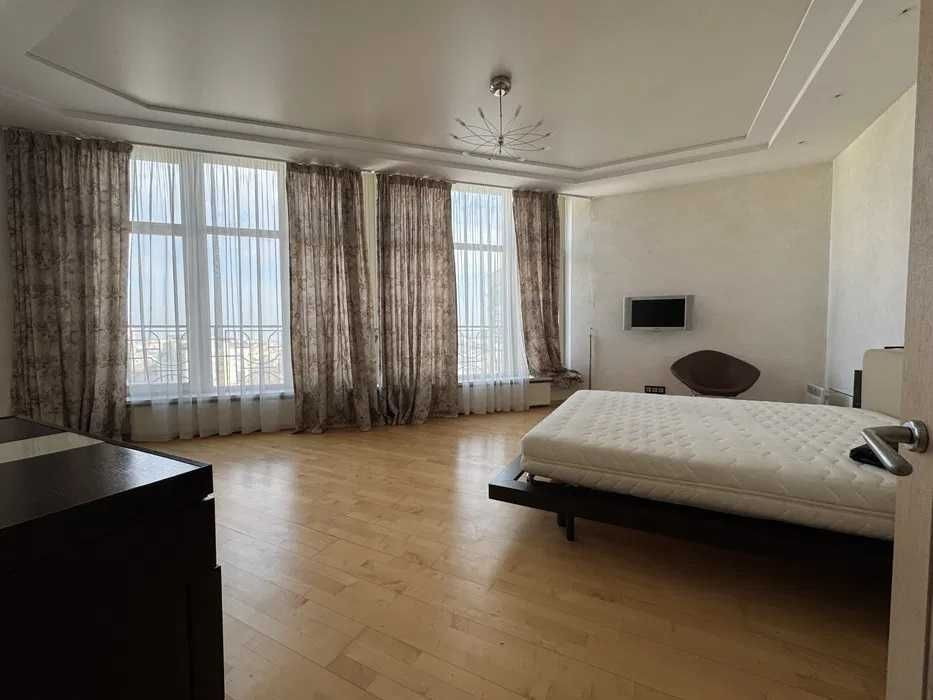 Золоті Ворота Пентхаус з терассою 160 кв м Володимирська ХРЕЩАТИК Киев - изображение 1