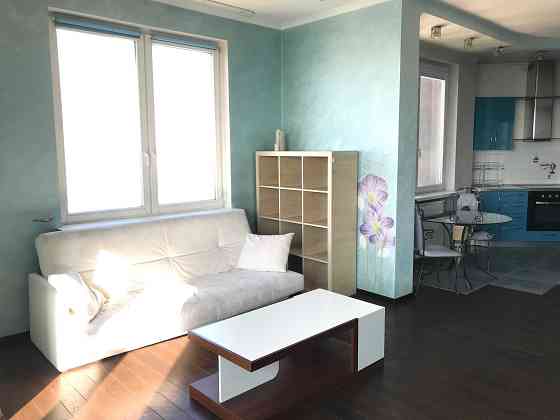 Оболонь, Володимира Івасюка просп. (Героїв Сталінграду), 4а Киев