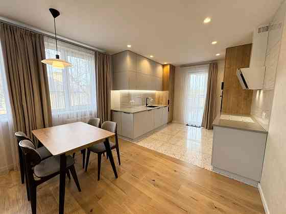 Оренда просторої 2 кім. квартири + кухня-студія пр. Чорновола - АШАН Львов