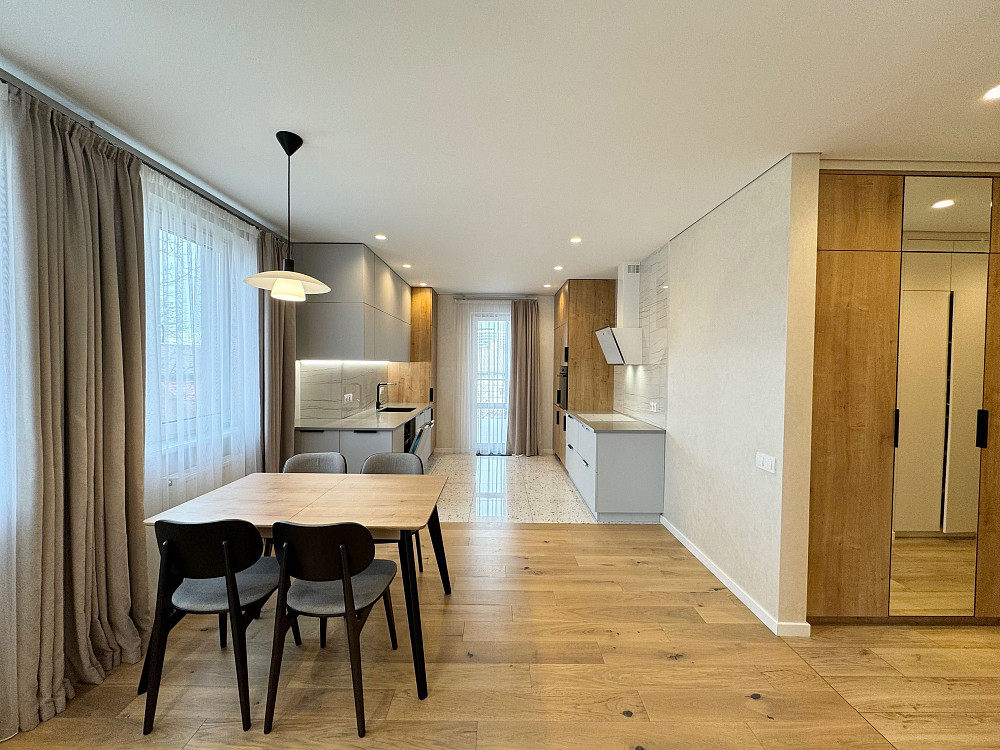 Оренда просторої 2 кім. квартири + кухня-студія пр. Чорновола - АШАН Львов - изображение 1