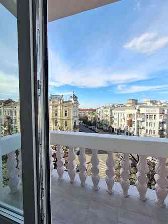 Липки! Центр! Лютеранська! Хрещатик! Круглоуніверситетська! Печерськ! Киев