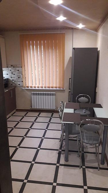 Сучасна квартира на Таврійському . Автономне опалення . Херсон - изображение 8