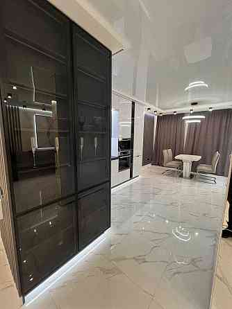 ЖК Французський квартал 2 вул. Джона Маккейна 3-к 85м2 на 4 поверсі Киев