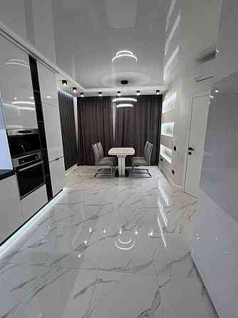 ЖК Французський квартал 2 вул. Джона Маккейна 3-к 85м2 на 4 поверсі Киев