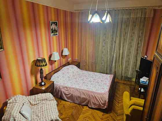 Сдам свою трехкомнатную квартиру возле метро "Левада" Харьков