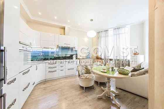 Оренда 2-о к.квартири на вул.Механізаторів 2,Солом`янський район Киев