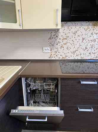 Здається трикімнатна квартира. шосе Харківське, 148, метро Позняки Киев