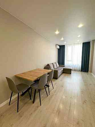 Оренда 3-кім квартири (три спальні) в ЖК Комфорт Таун, вул. Березнева Киев