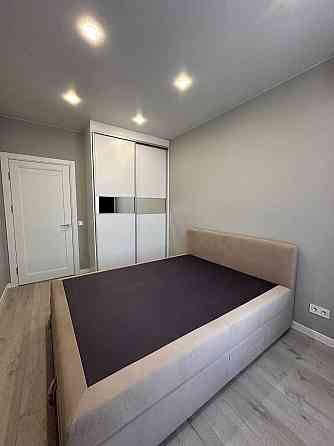 Оренда 3-кім квартири (три спальні) в ЖК Комфорт Таун, вул. Березнева Киев