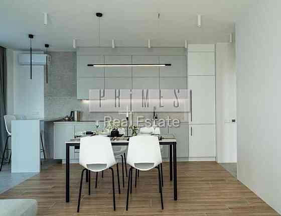 Оренда 2к квартири 67м2, ЖК Славутич, вул. Зарічна, 16 Киев