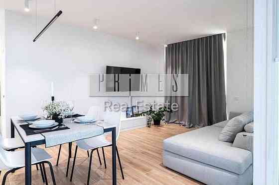 Оренда 2к квартири 67м2, ЖК Славутич, вул. Зарічна, 16 Киев