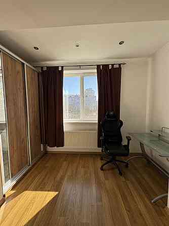 Довгострокова оренда великої 1-кім.кв.,  вул.Білозіра Ивано-Франковск