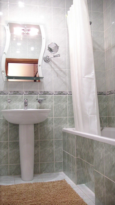 Здається 2-х кімн квартира, пров. Євгена Гуцала, 3 (м. Печерська 5хв.) Киев - изображение 2