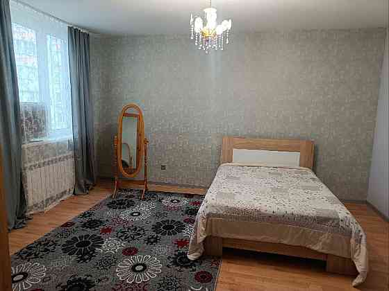 1 кімнатна вул.Гмирі 4, Оренда  Довгострокова Ремонт Метро Киев