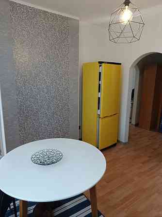 1 кімнатна вул.Гмирі 4, Оренда  Довгострокова Ремонт Метро Киев