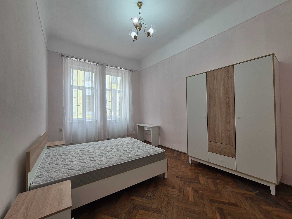 Оренда 2к квартири вул.Руська (р-н Миколаївська Церква) Черновцы - изображение 1