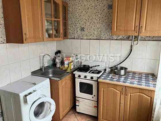 Оренда 1-к.кв., м. Чернігівська, вул. Анатолія Солов'яненка Киев