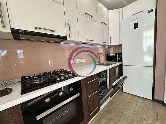 Оренда сучасної 3-к. квартири вул. Довженка Ивано-Франковск