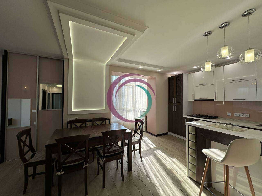 Оренда сучасної 3-к. квартири вул. Довженка Ивано-Франковск - изображение 6