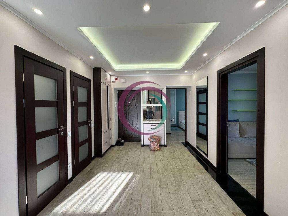 Оренда сучасної 3-к. квартири вул. Довженка Ивано-Франковск - изображение 8