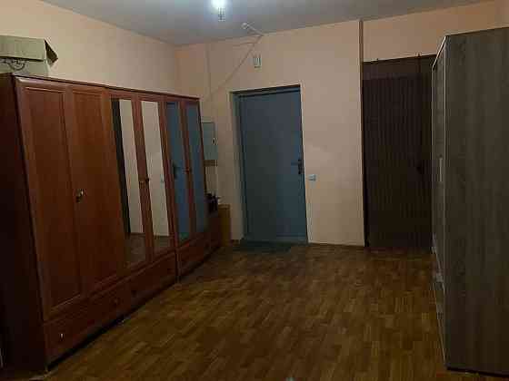 Метро пішки. Оренда трикімнатної квартири в Києві Київ