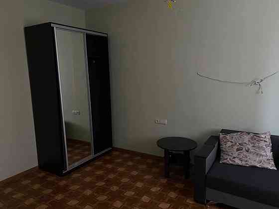 Метро пішки. Оренда трикімнатної квартири в Києві Київ