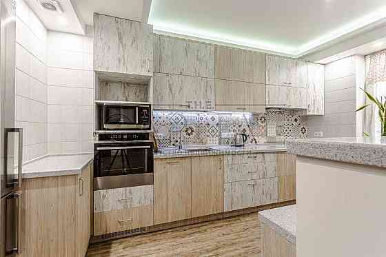 Центр. Аренда 2к 3к квартира 100м2, 5 этаж. 2 спальни Київ