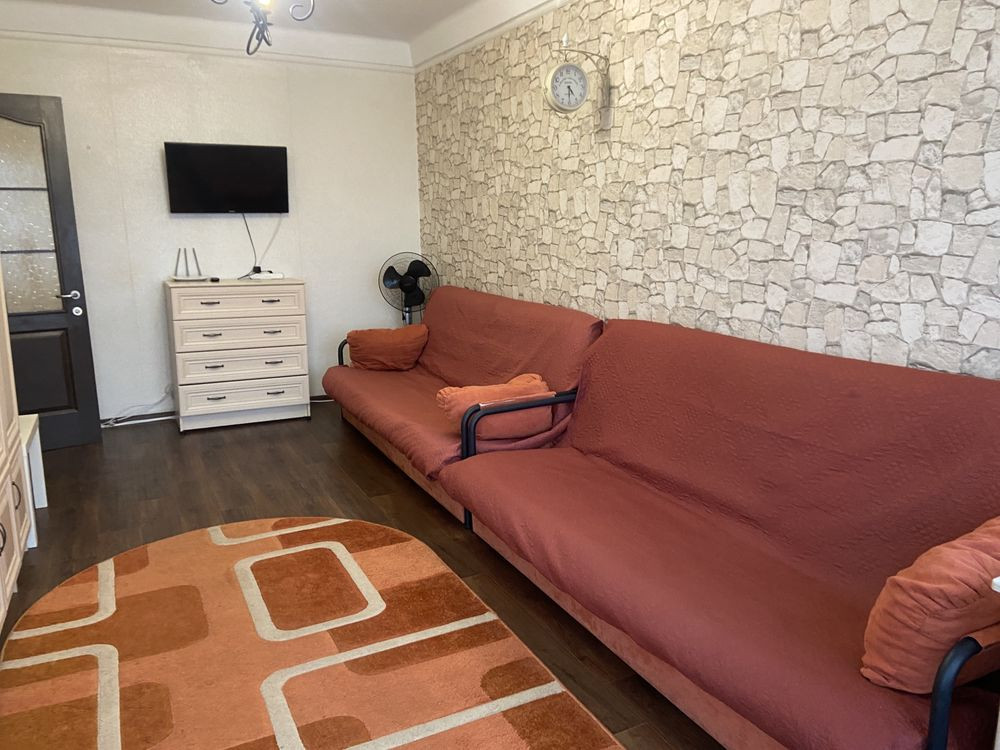 Отличная 2-к раздельная, м Нивки 5 мин идти Киев - изображение 1