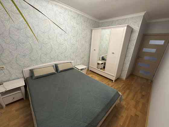 Здається в оренду 3-х кімнатна квартира в новобудові біля центру. Ивано-Франковск