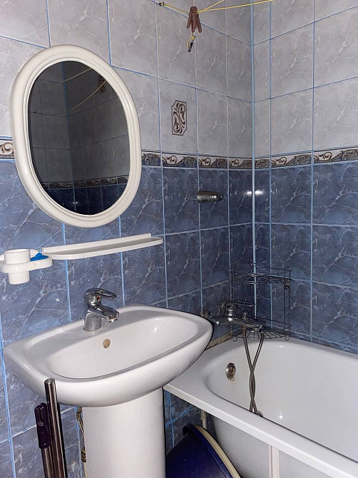 сдам двух комнатную квартиру на м-н Горняцком Кривой Рог - изображение 4