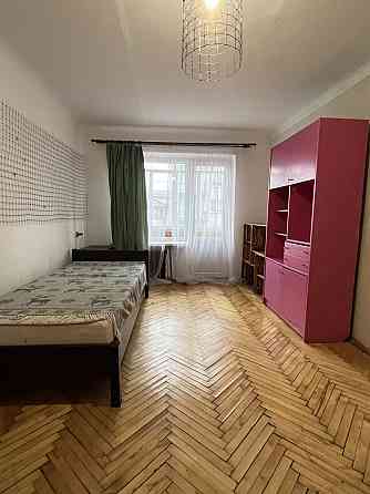 Продам комфортну 1к квартиру в центрі біля драмтеатру Франка Ивано-Франковск