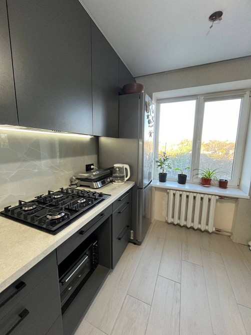 Продаю 3 комнатную квартиру (Е.ремонт) Ракетка,Центр Николаев - изображение 4