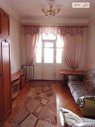 Срочно продажа 2 к квартиры,58 кв м, Дарницкий район,сталинка Киев