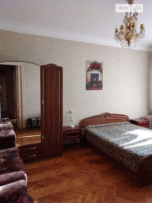 Срочно продажа 2 к квартиры,58 кв м, Дарницкий район,сталинка Киев - изображение 4