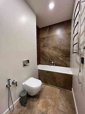 ЖК" Бульвар Фонтанів" Саперне Поле вул., 5. Гардеробна Киев