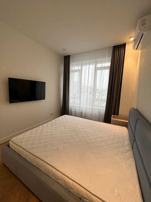 ЖК" Бульвар Фонтанів" Саперне Поле вул., 5. Гардеробна Киев - изображение 7