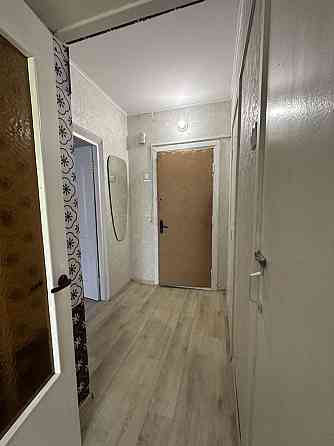 Квартира після косметичного ремонту до метро 15 хв транспортом Киев