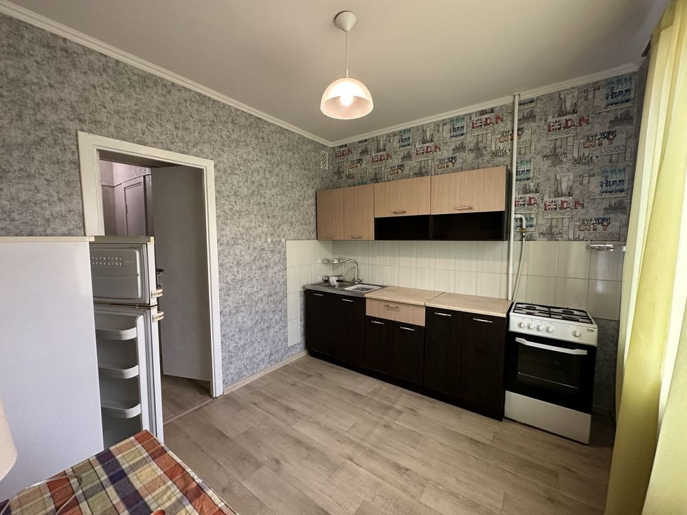 Квартира після косметичного ремонту до метро 15 хв транспортом Киев - изображение 1