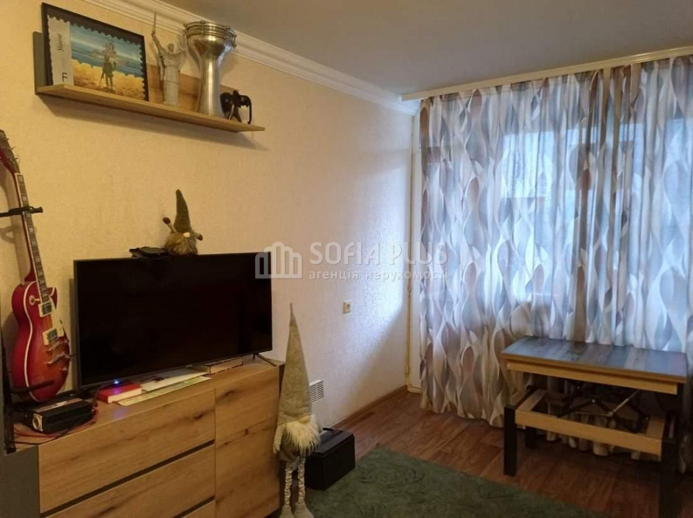 Срочно! 1к, Тичини Павла 6, недорого Киев - изображение 1