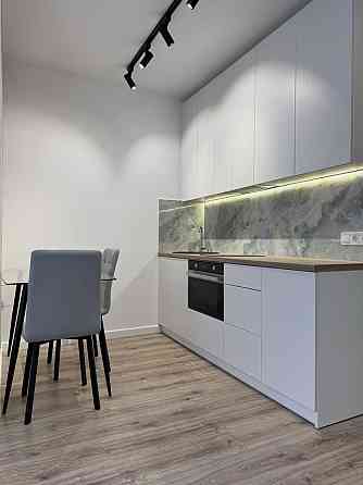 Голосіівський р-н ParkLand ПаркЛенд метро Васильківська 28м2 Киев